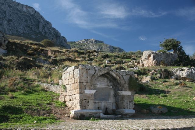 Acrocorinth - Ottoman fountain on route to the Acropolis 